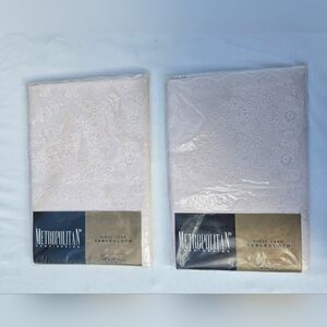 NWT Metropolitan Two Vinyl Faux Lace Ivory Tablecloth 52" x 72" Oblong Lot Of 2